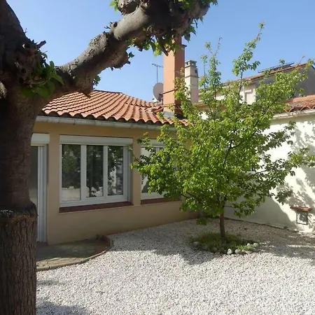 Villa Jolie 6 Couchages Secteur Calme / Proche Montagnes - Plages - Espagne *