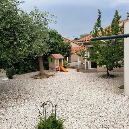 Jolie 6 Couchages Secteur Calme / Proche Montagnes - Plages - Espagne Villa *