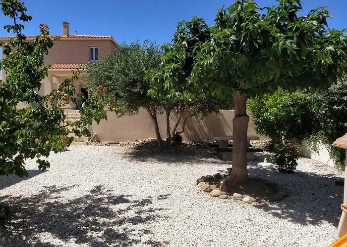 Jolie 6 Couchages Secteur Calme / Proche Montagnes - Plages - Espagne * Ortaffa