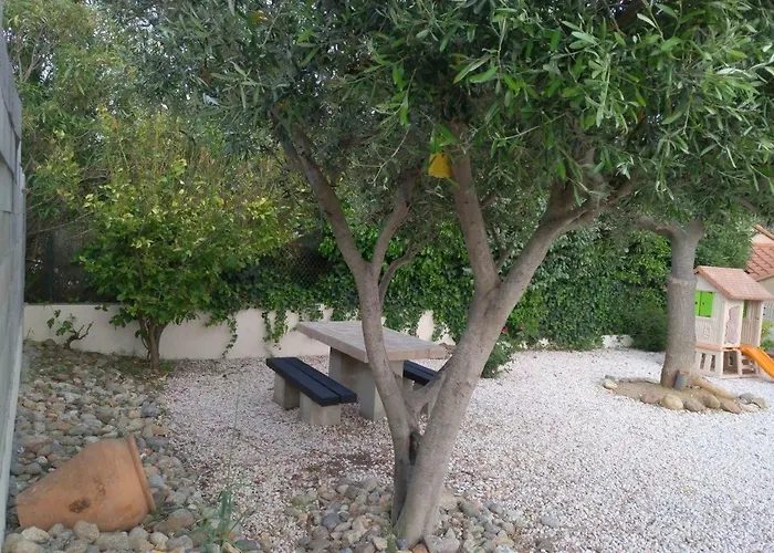 Jolie 6 Couchages Secteur Calme / Proche Montagnes - Plages - Espagne