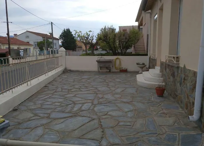 Jolie 6 Couchages Secteur Calme / Proche Montagnes - Plages - Espagne Villa