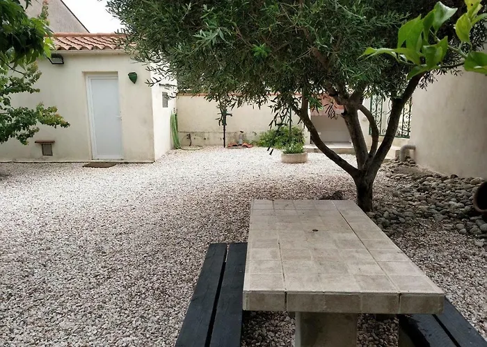 Jolie 6 Couchages Secteur Calme / Proche Montagnes - Plages - Espagne Villa