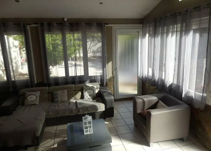 Jolie 6 Couchages Secteur Calme / Proche Montagnes - Plages - Espagne Villa